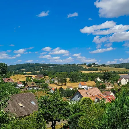 Rhönnest Mit Großer überdachter Terrasse *