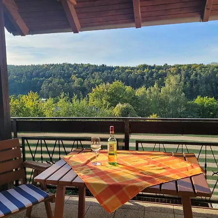 Apartamento Rhönnest Mit Großer überdachter Terrasse Schönau an der Brend