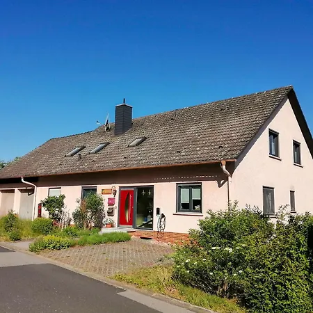 Rhönnest Mit Großer überdachter Terrasse Schönau an der Brend