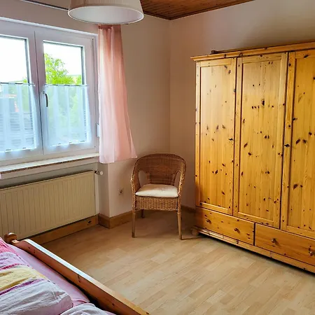 Apartamento Rhoennest Mit Grosser Ueberdachter Terrasse Schönau an der Brend